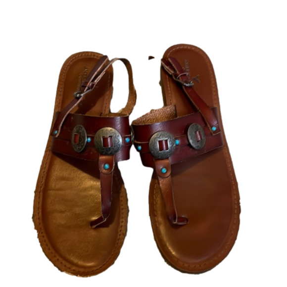 American Eagle Outfitters Shoes - American Eagle brown womens sandals size 10